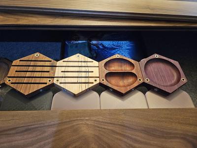 Wyrmwood Table Accessory - Hex tile cup holder.stl