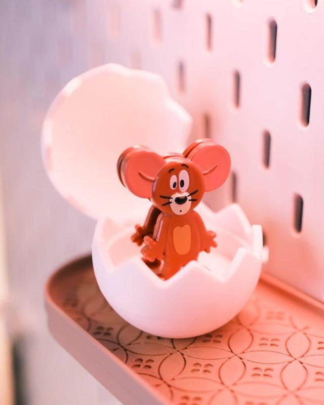 20241223 -  egg capsule for tiny toys_bottom.stl