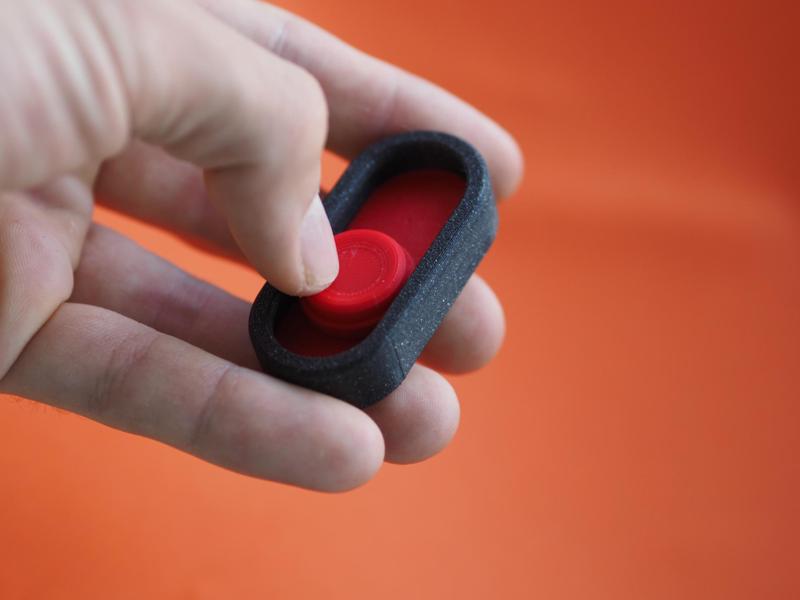 Magnetic fidget toy
