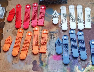 Magnetic movement tool for Armada