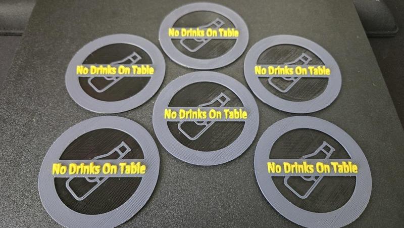 No drinks on table - round