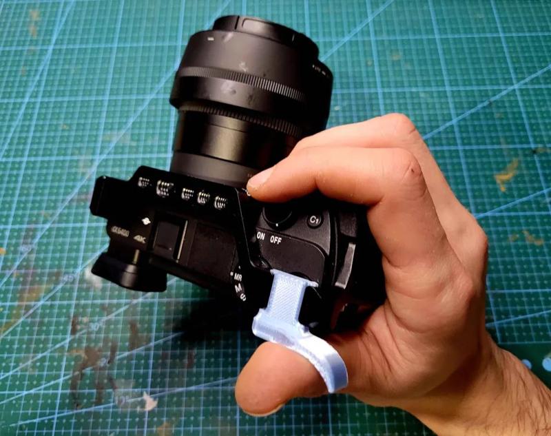 SONY ALPHA - Thumb Grip For Protective Cage