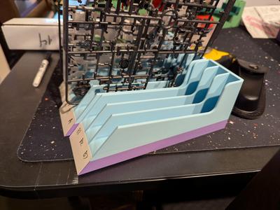 Model Kit Runner/Spru Holder