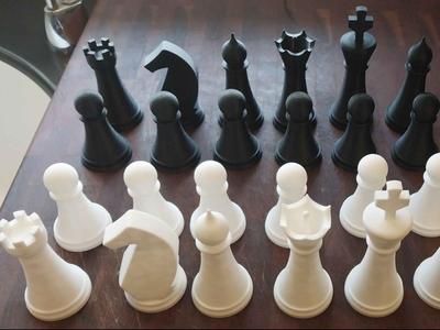 Chess piece set