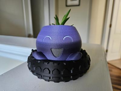 Oddish Pokemon Tire Swing - Hanging Planter