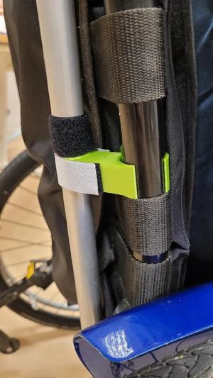 Porte Cannes pour fauteuil roulant manuel   