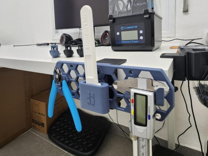 InfinityClamp V3 HSW attachment - table honeycomb