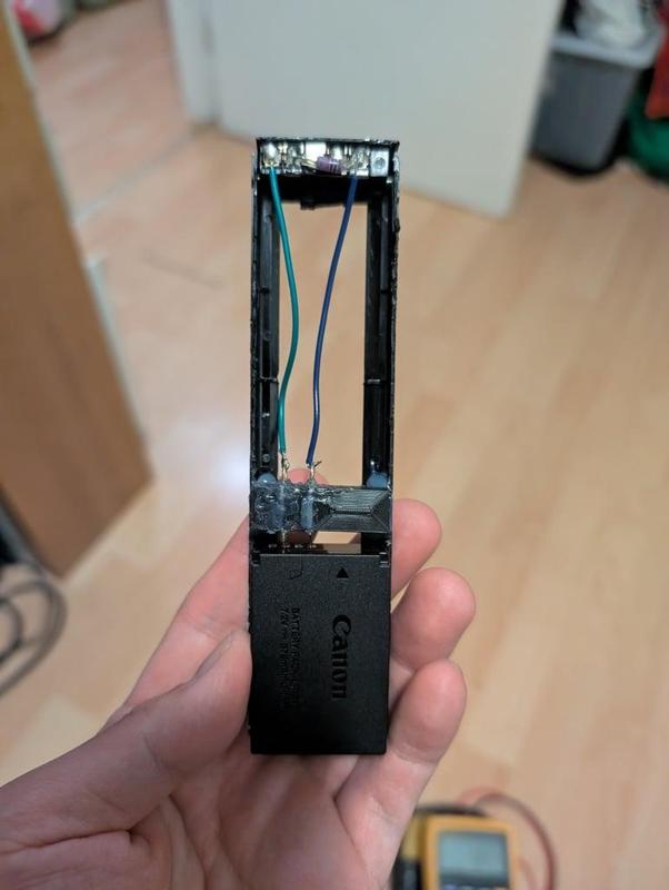 Kodak DCS 7xx/6xx/5xx Battery Adapted to Take LP-E12 (3D Printed Contact Guides)