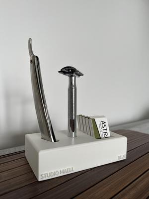 Dual razor and blade holder