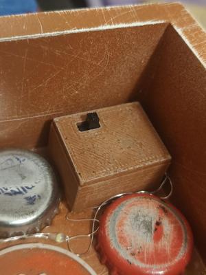 LR44 Battery Case – Compact Storage Box for 3 Batteries