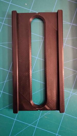 Makita router straight line guide adapter