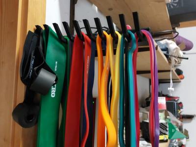 18mm shelf hooks