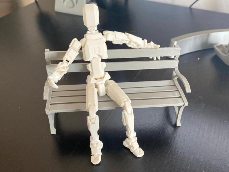 Panchina in miniatura per dummy 13
