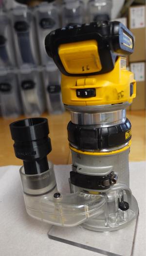 Airlock Adapters for DeWalt Palm Routers