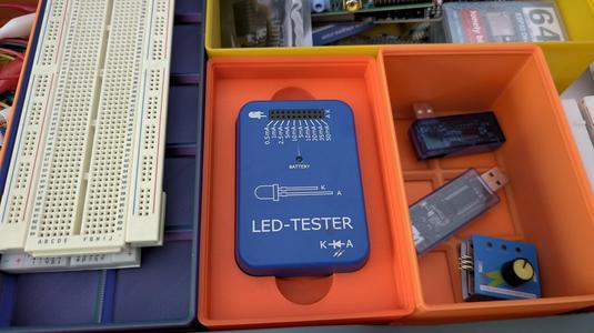 Gridfinity LED Tester Holder