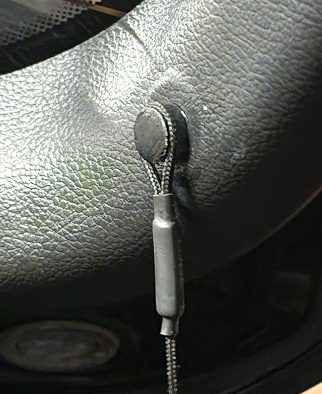 Kia Cerato parcel shelf clip