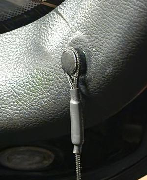 Kia Cerato parcel shelf clip