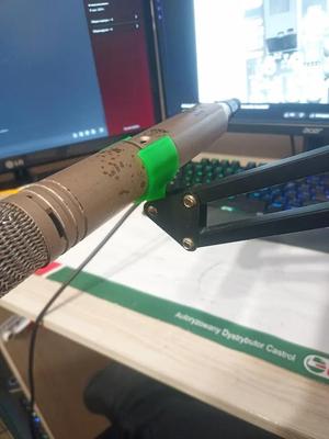 AKG C1000S holder