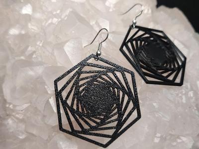 HEXAVORTEX – Earrings That Bend Reality