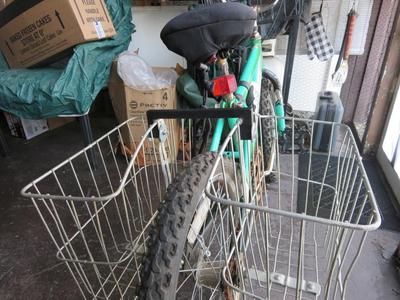 Bike saddle bag basket cross member
